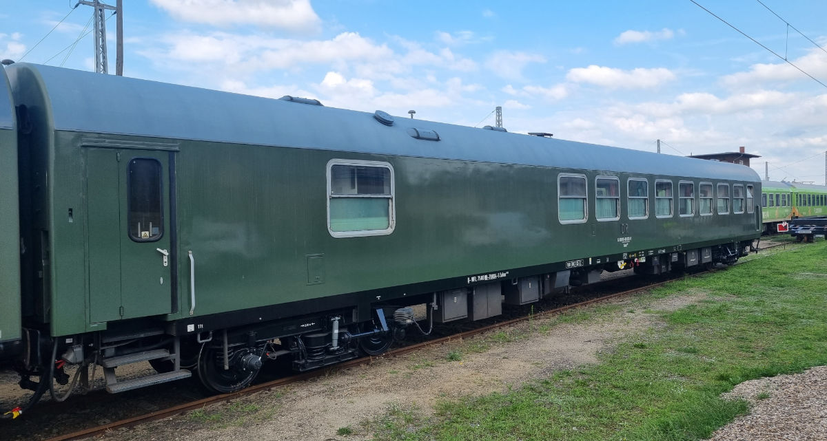 Außenansicht eines historischen Salonwagens